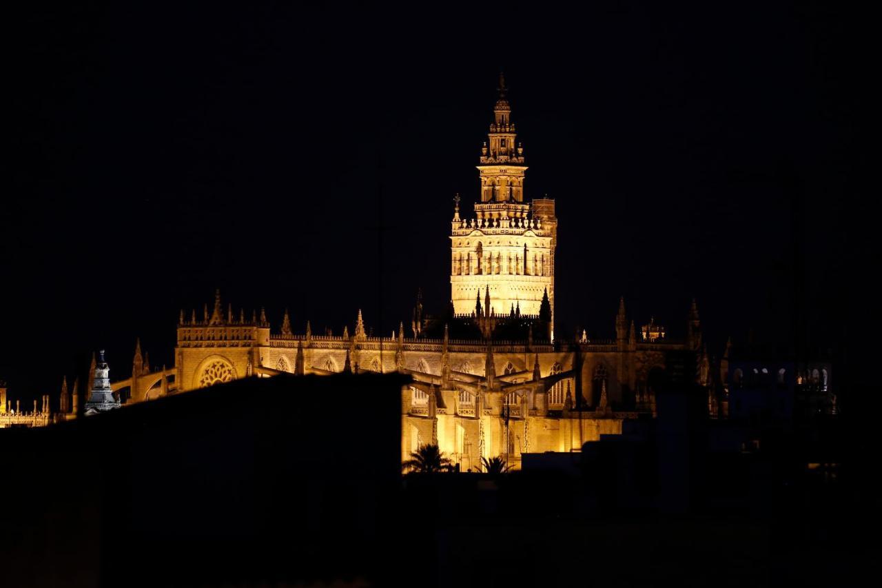 Cathedral View - Triana Apartment Sevilla Exteriör bild